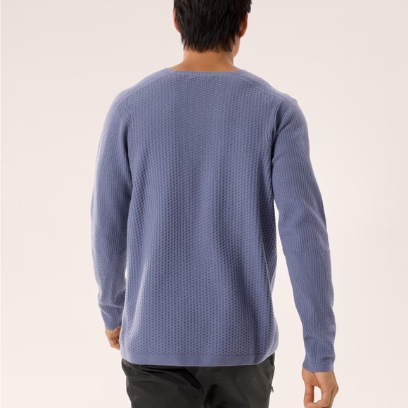 Arc'teryx Red Crewneck Sweater - Picture 4 of 4